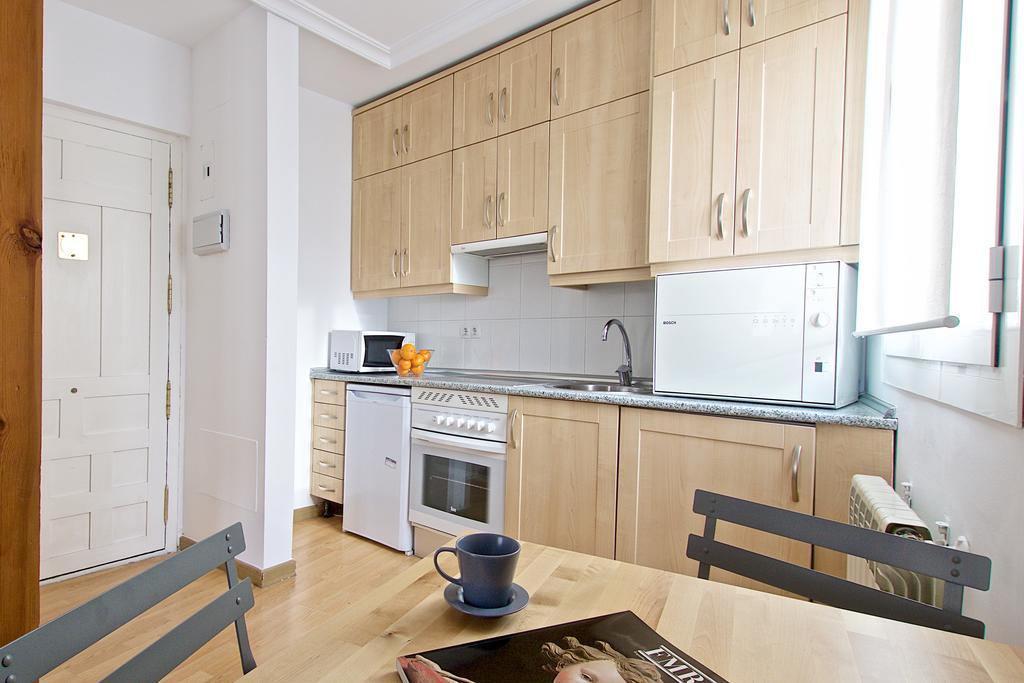 Habitat Apartments Latina Madrid Szoba fotó