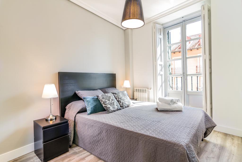 Habitat Apartments Latina Madrid Szoba fotó