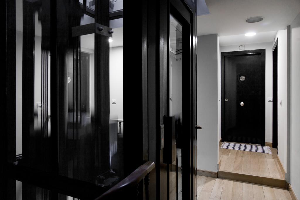 Habitat Apartments Latina Madrid Kültér fotó
